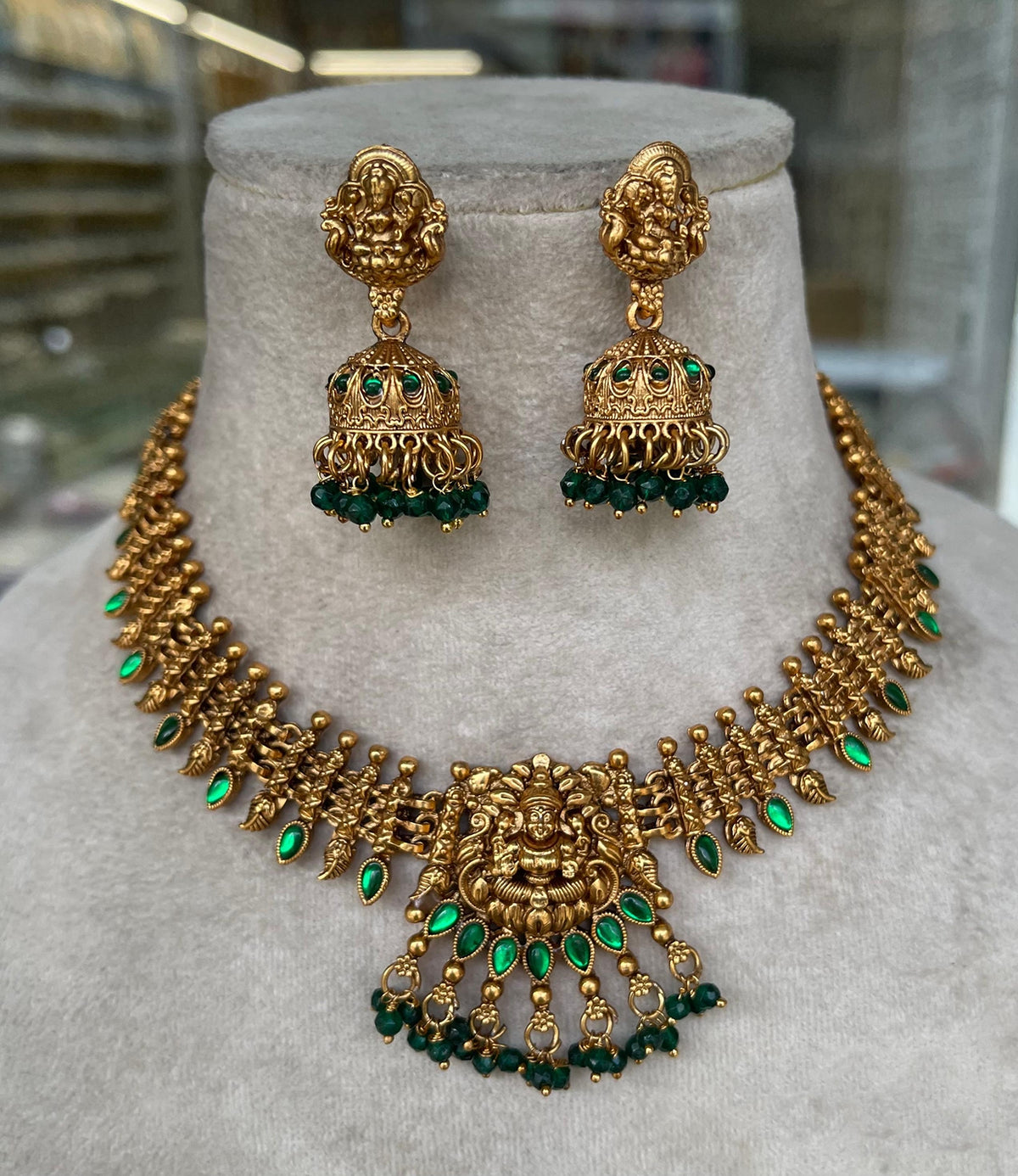 Lakshmi Nagas Green stone necklace