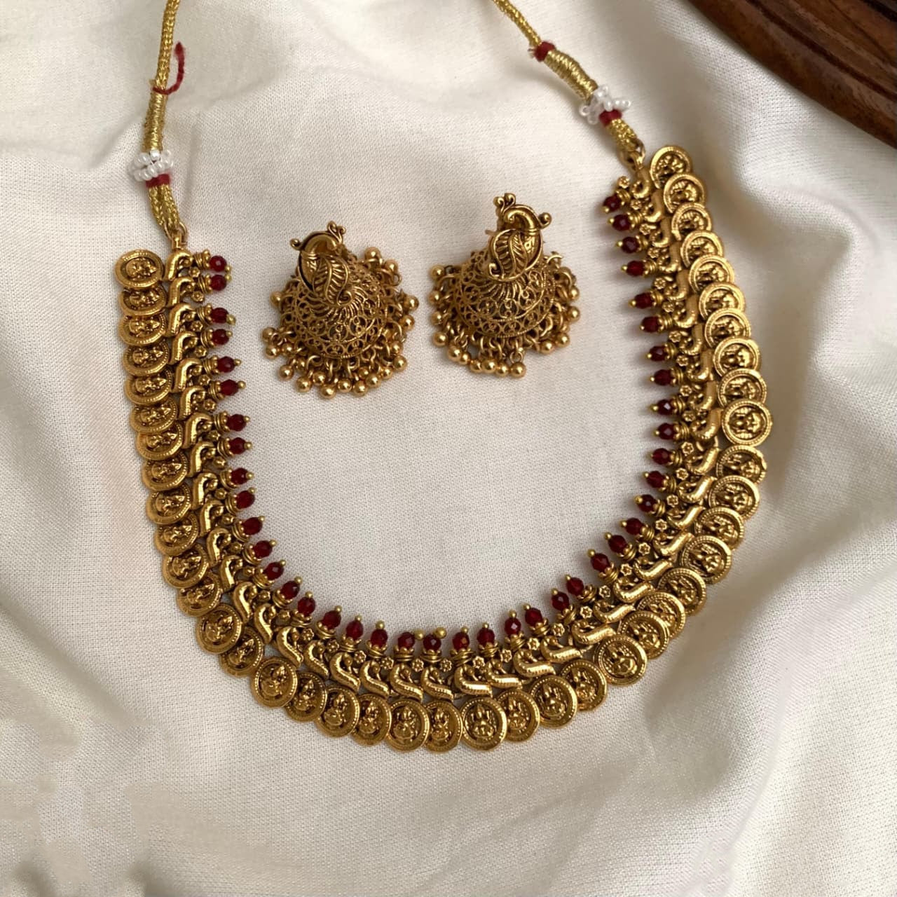 Avni Coin pearl necklace
