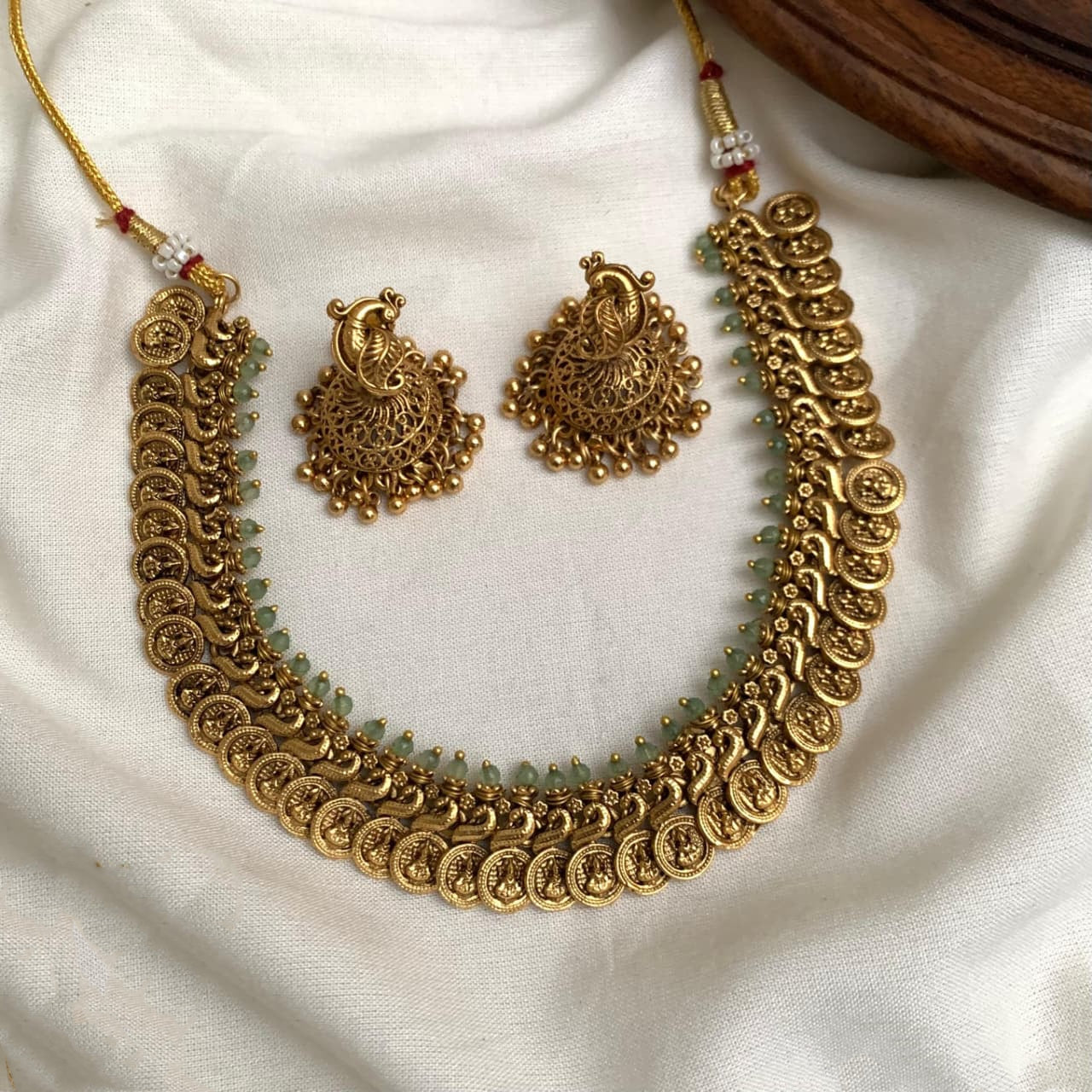 Avni Coin pearl necklace