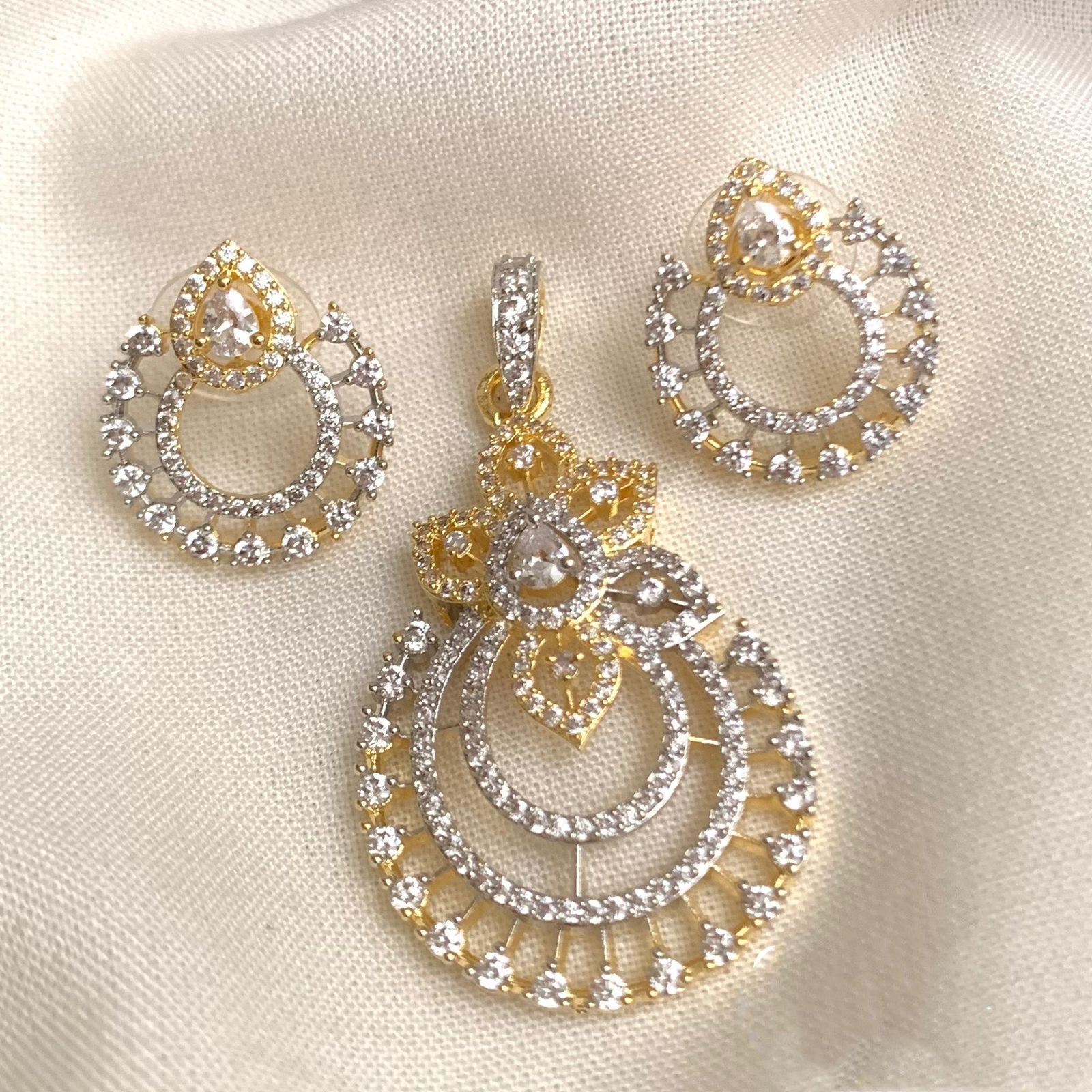 Diamond replica pendant set 5