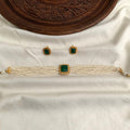 Pearl chocker V3