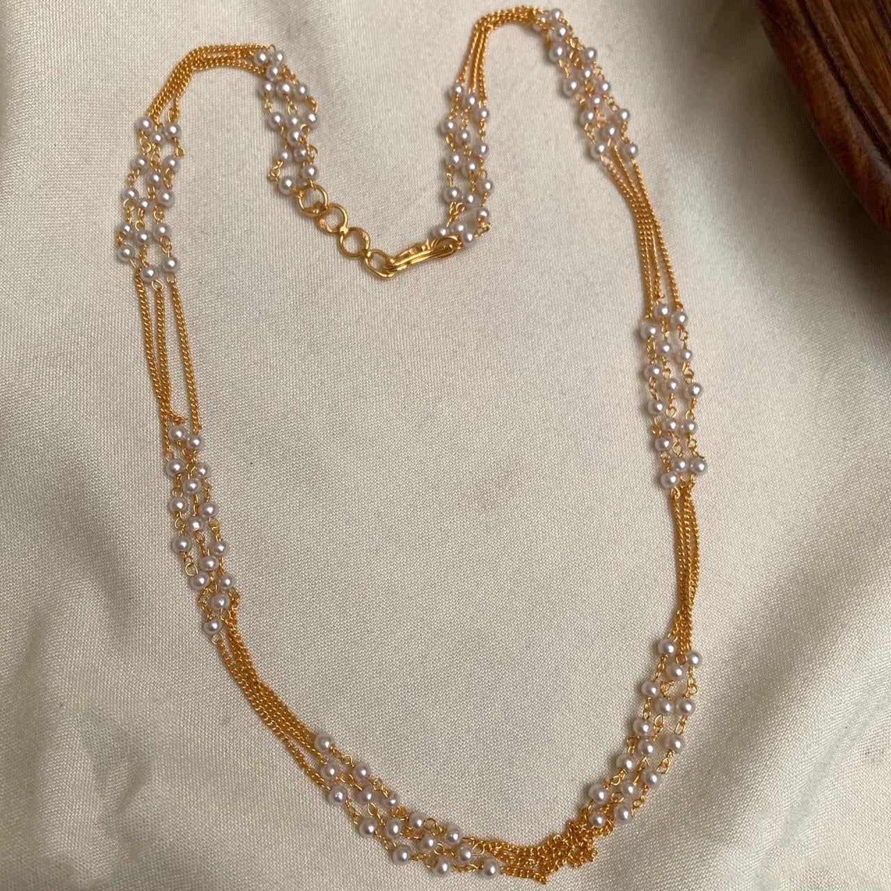 white pearl 3 layer necklace