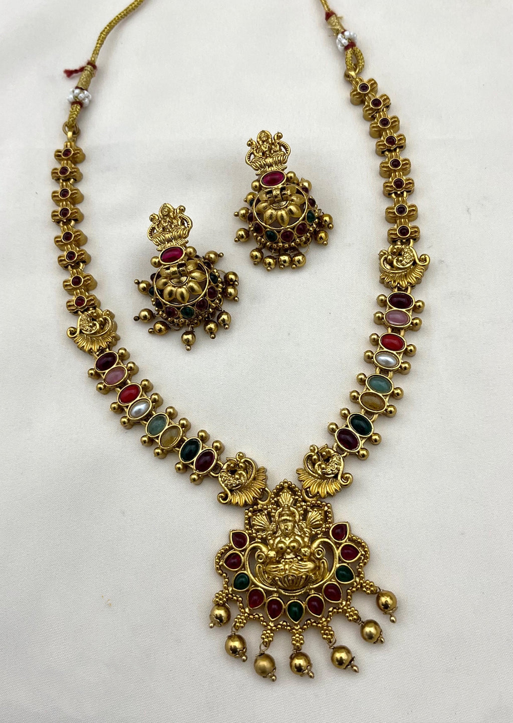 Lakshmi short necklace