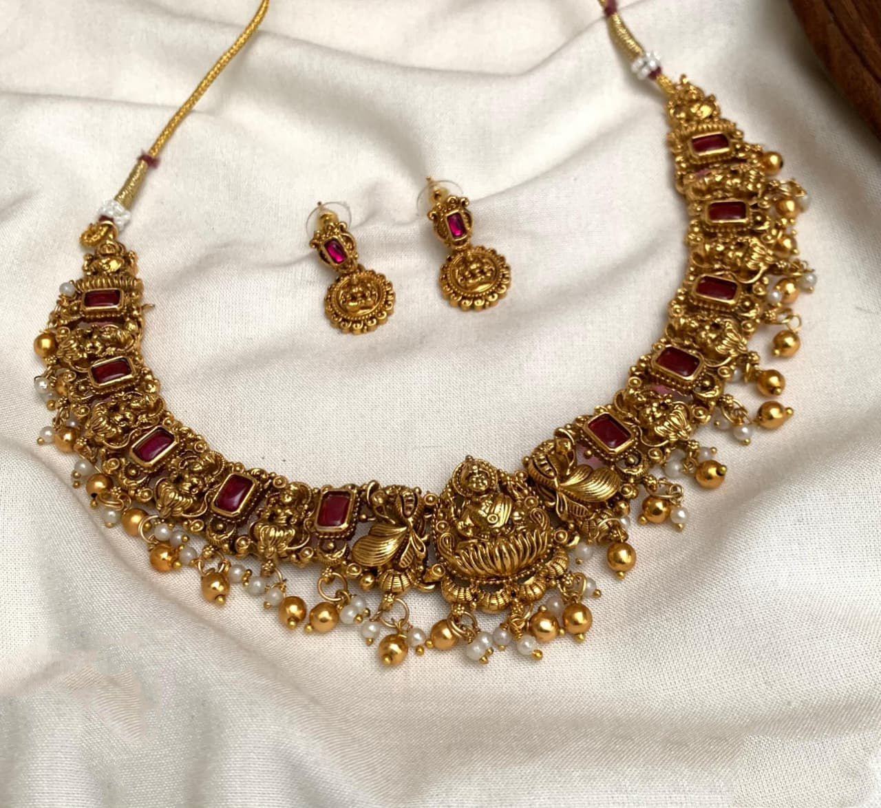 Aishwarya Lakshmi temple necklace