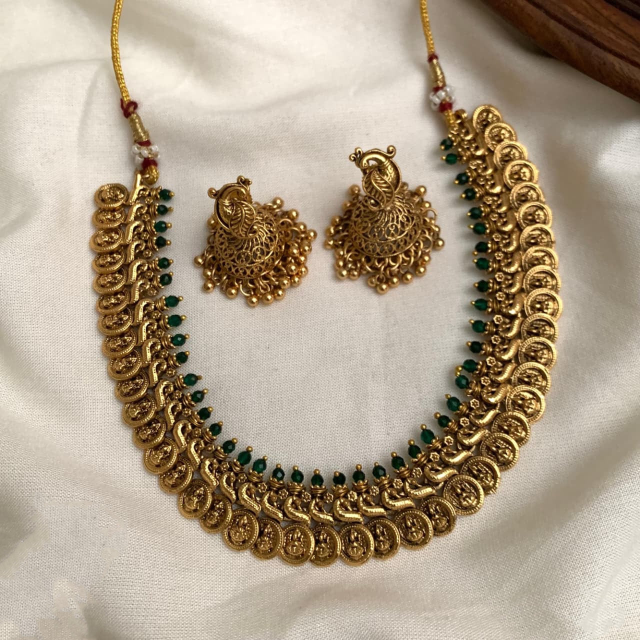 Avni Coin pearl necklace
