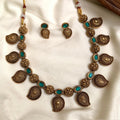Antique - Mango necklace