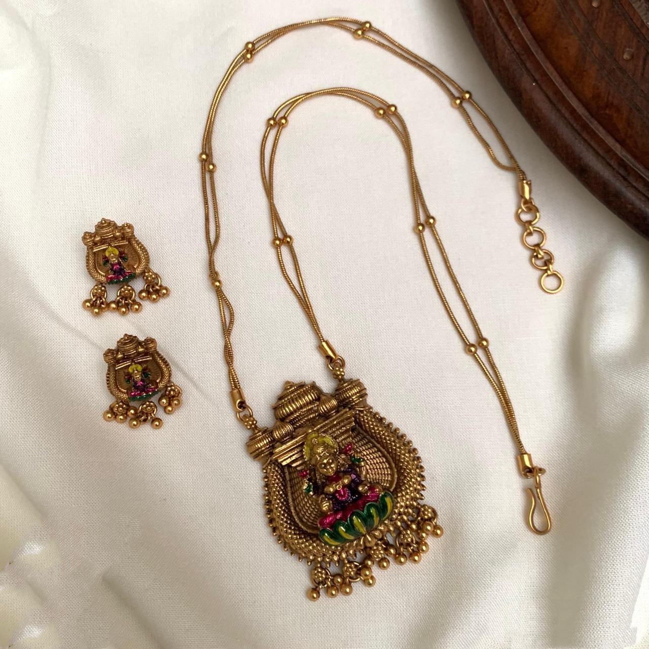 Meenakari pendant chain set V3