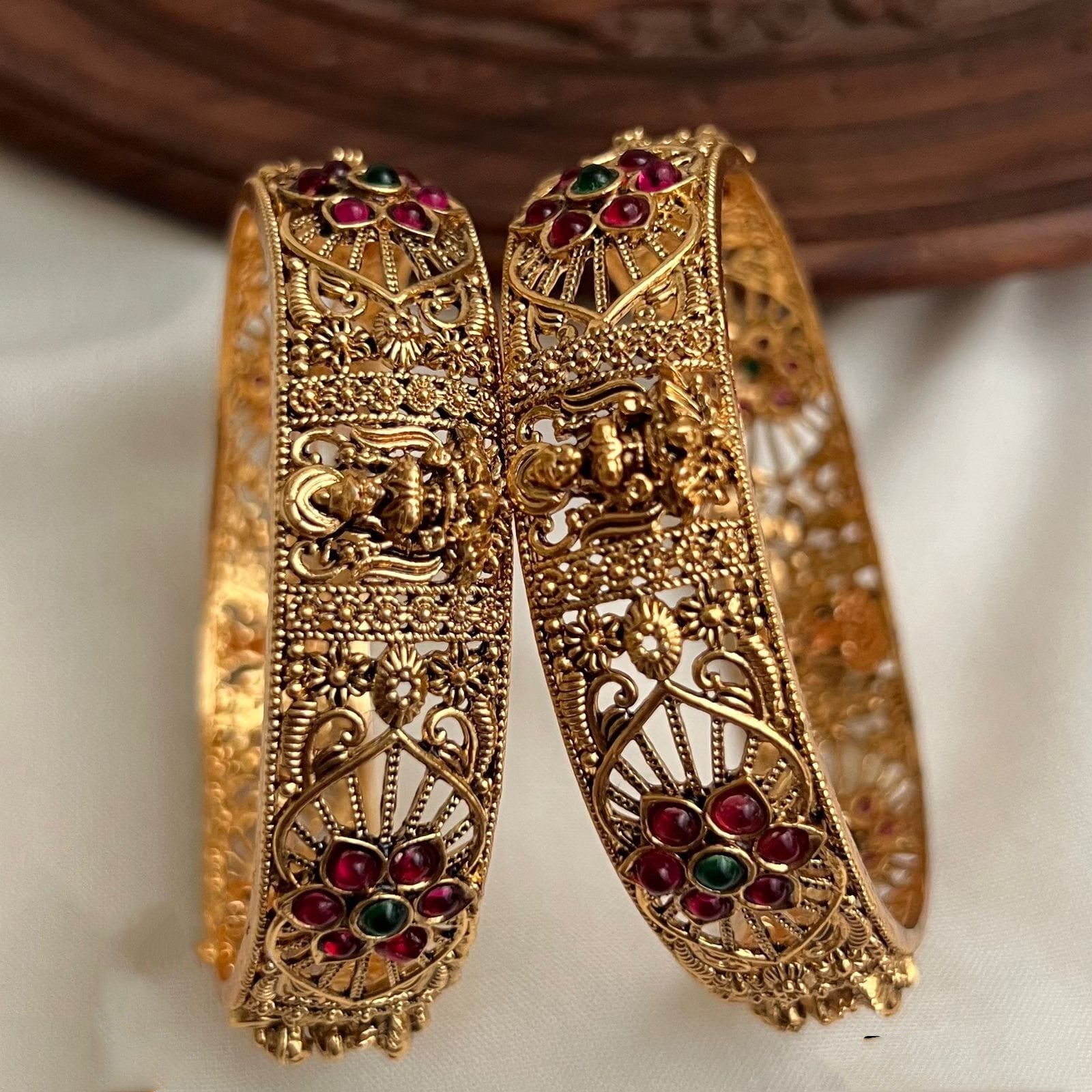 Kemp lakshmi bangle