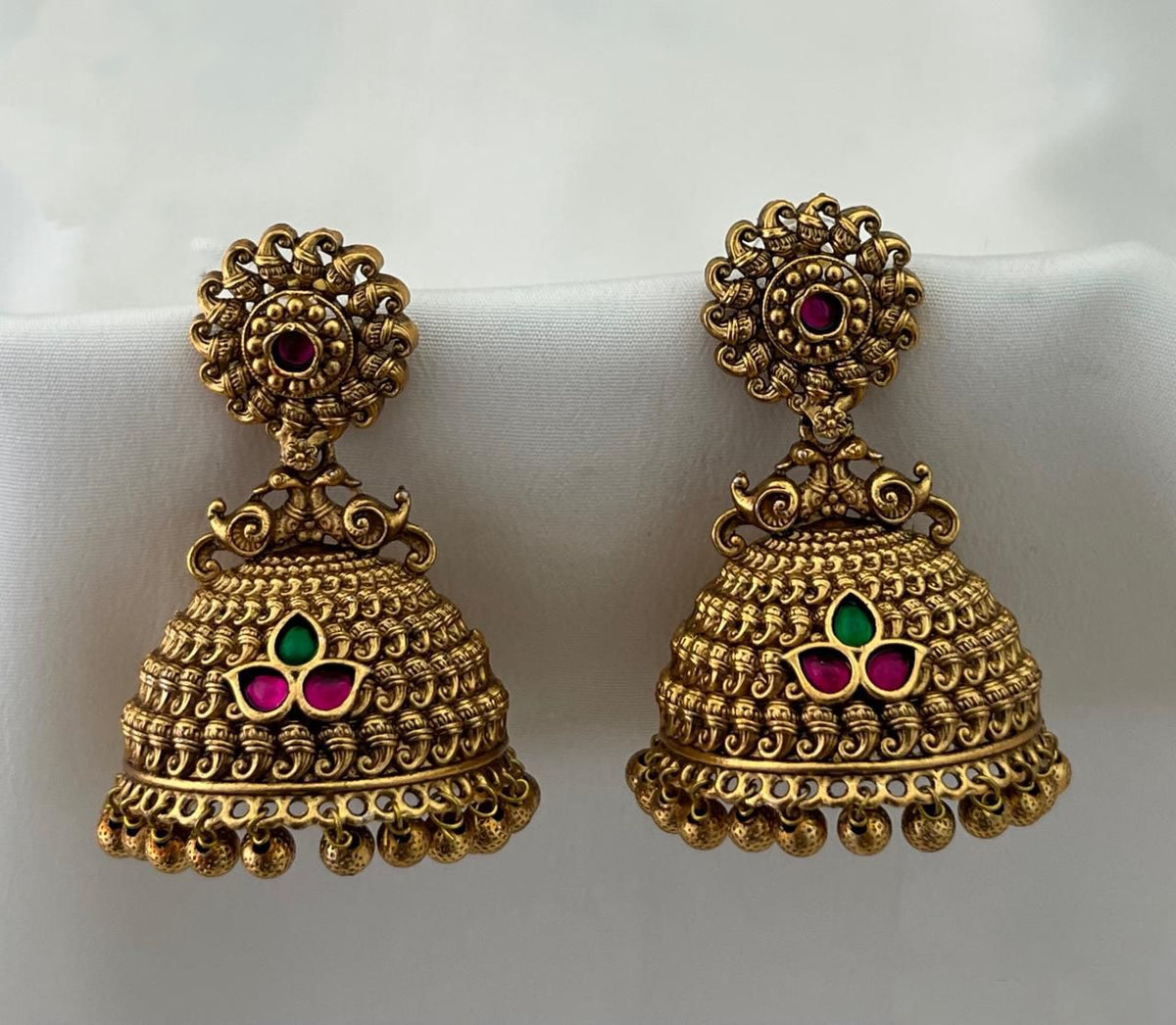 Varnika jhumka 2