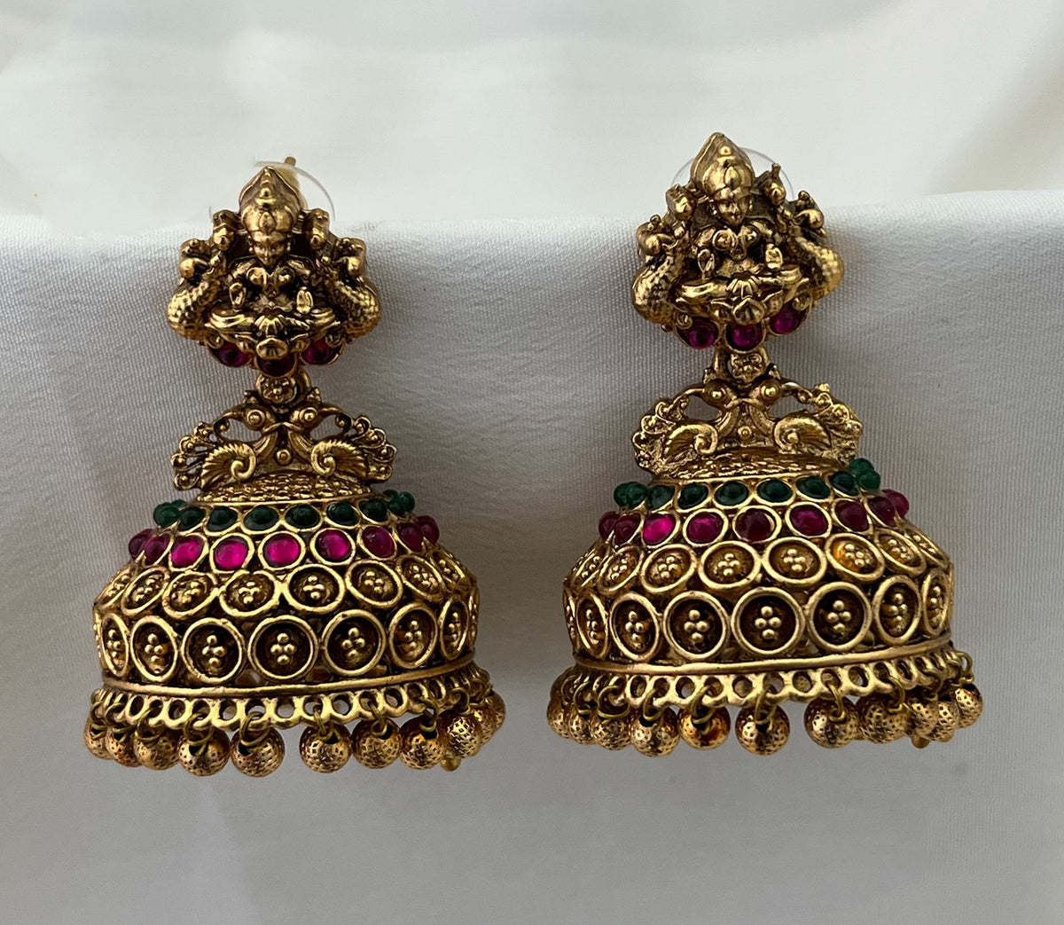 Varnika Jhumka 8